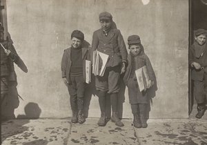 John Pento, 14 years old, Daniel and Angelo Pento, 7 years old, selling newspapers