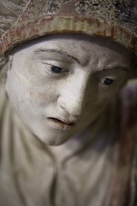 Holy woman in a bonnet by Ligier Richier