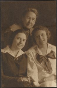The Fleckenstein Women by Louis Fleckenstein