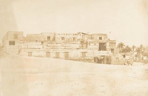 Habitation of the crew of the Luxor barge, built on the terrace of the Palace, 1849-50 by Maxime Du Camp