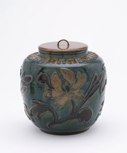 Polychrome jar with lacquer lid