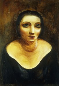 Kiki with Low Neckline