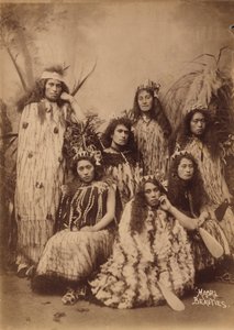 Maori women from New Zealand by New Zealand Photographer