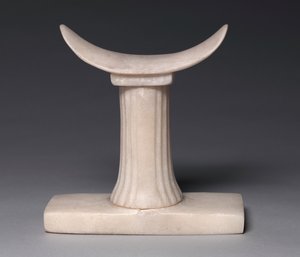Headrest of Irut, 5th or 6th Dynasty, c.2454-2140 BC