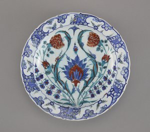 Dish, Iznik by Ottoman School