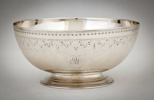 Bowl (c.1800) by Paul Revere