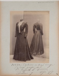 House of Worth, Costume by Photographer French