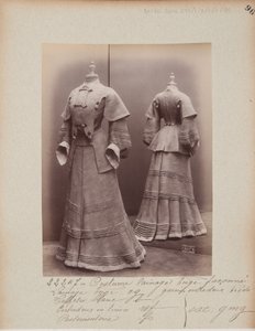 House of Worth, Costume by Photographer French