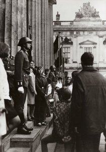 At the Memorial to the Victims of Fascism and Militarism soldiers of the National People