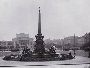 Leipzig: Mendebrunnen Auf Dem Augustusplatz Und Neues Theater by Photographer German