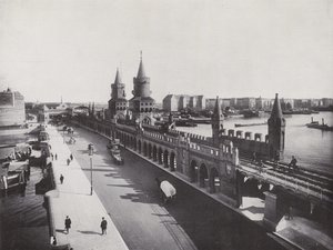 Oberbaum Bridge with the elevated railway by Photographer German