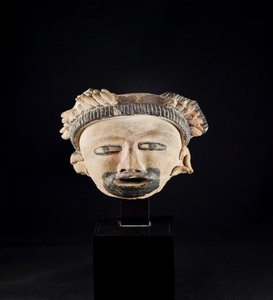 Head Statuette / Mexico, Totanaque Culture by Precolombian Precolombian