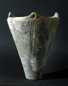 Terracotta Vase from the Jomon Period (Prehistory in Japan). Rome, National Museum of Oriental Art