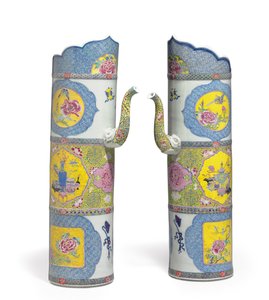 Large Pair of Famille Rose 