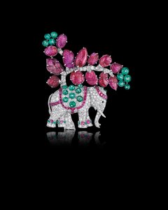 Art Deco Elephant Brooch