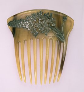 Horn Comb, by Rene Jules Lalique, Paris, 1900-02 by Rene Jules Lalique