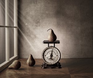 Vintage Pears and Scale