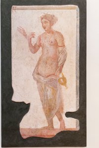 Girl with a box, Pallavicini Rospigliosi collection, around 200 AD, inv 103420