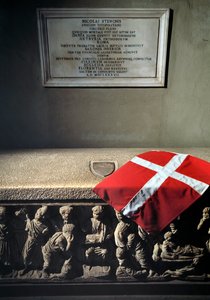 Roman Sarcophagus Used as Tomb of Niccolo Stenone