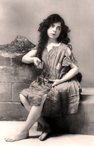 Dorothy Frostick, actress, early 20th century