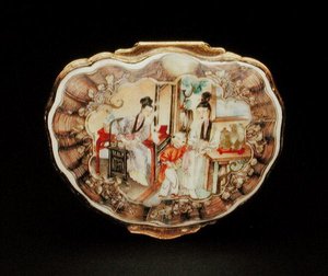 Lid of Snuff Box in the Form of a Shell, Qianlong Period (1736-95) c.1760 by School Chinese