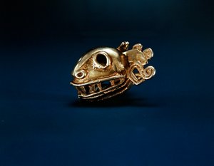 Side View of a Chiriqui Style Bell, c.12th Century by School Panamanian