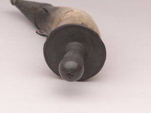 Powder horn