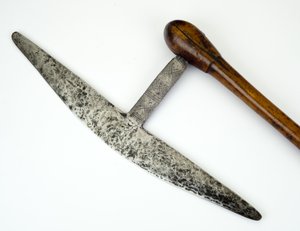 Gano, or Battleaxe