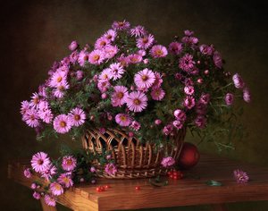 Autumn Aster Basket by Tatyana Skorokhod