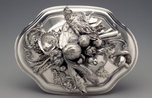 Tureen Cover
