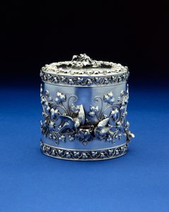 A cylindrical box by Tiffany & Co, c.1870-185