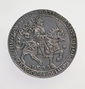 Kronungsdoppelguildiner (Double-Guildener) of Emperor Maximilian I (1493-1519), Antwerp Mint, Reissue of a 1509 Coin, 1517 (Obverse)