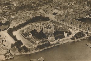 A View of His Fortress Unimagined By William The Conqueror: The Tower from the Air by Unbekannt