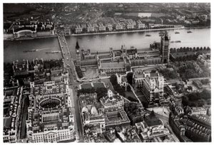 Aerial View of Westminster, London, from a Zeppelin, 1931-1933 by Unbekannt