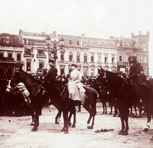 Albert I and Elisabeth of Bavaria at Liège, Belgium, c1914-c1918 by Unbekannt