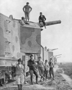 An Armoured Train Battery, 1918 by Unbekannt