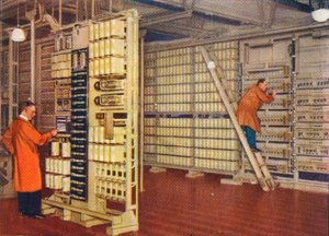 Automatic telephone exchange, 1938 by Unbekannt