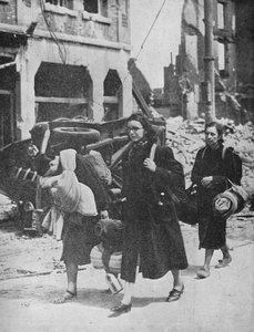 British troops hold out in Louvain as refugees leave the city, 1940 by Unbekannt