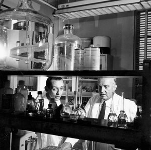 Charles Herbert Best, Canadian physiologist, 1960 by Unbekannt