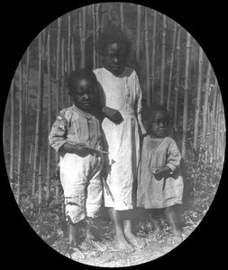 Children Near Petrópolis, Brazil by Unbekannt