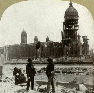 City Hall from McAllister St. looking northeast, 1906 by Unbekannt