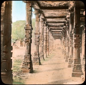 Colonnade, Delhi, India, Late 19th or Early 20th Century by Unbekannt