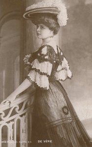 De Vere, 1879-1934, c1930