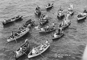 Diving Boys at Las Palmas, Gran Canaria, Canary Islands, Spain by Unbekannt