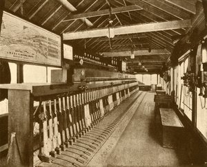 Electro-Mechanical Signal Cabin at Victoria, Southern Railway by Unbekannt