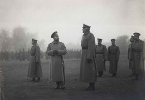 Emperor Nicholas II and Grand Duke Nikolai Nikolaevich at Baranovichi, September 1914 by Unbekannt
