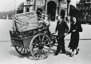 French Refugees Returning Home After the Fall of France to the Germans, Paris, July 1940 by Unbekannt