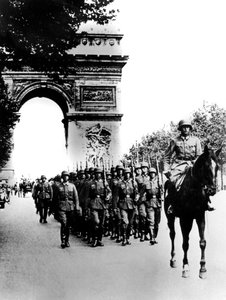 German troops marching on the Champs Elysees, Paris by Unbekannt