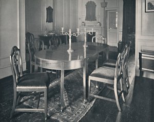 Hepplewhite Mahogany Dining-Room Furniture