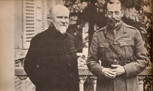 His Majesty with President Poincare at The British General Headquarters in France by Unbekannt